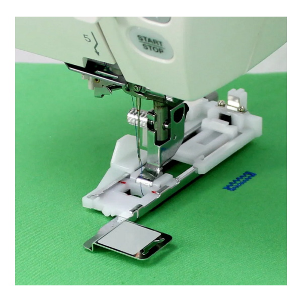 Patka na automatické obšívání knoflíkových dírek Janome 862822013 Patka na automatické obšívání knoflíkových dírek Janome 862822013